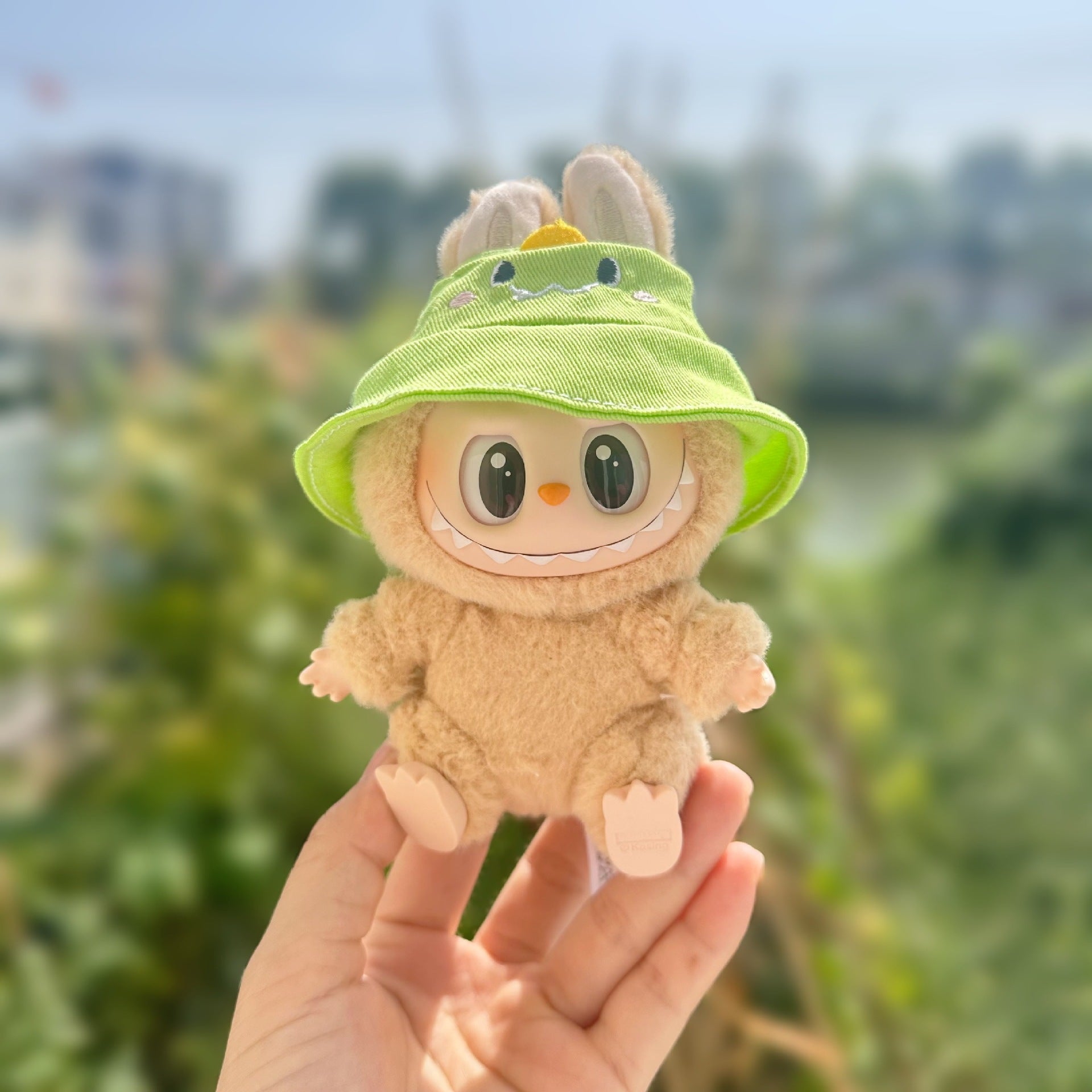 Labubu 17cm Doll Green Dinosaur Bucket Hat