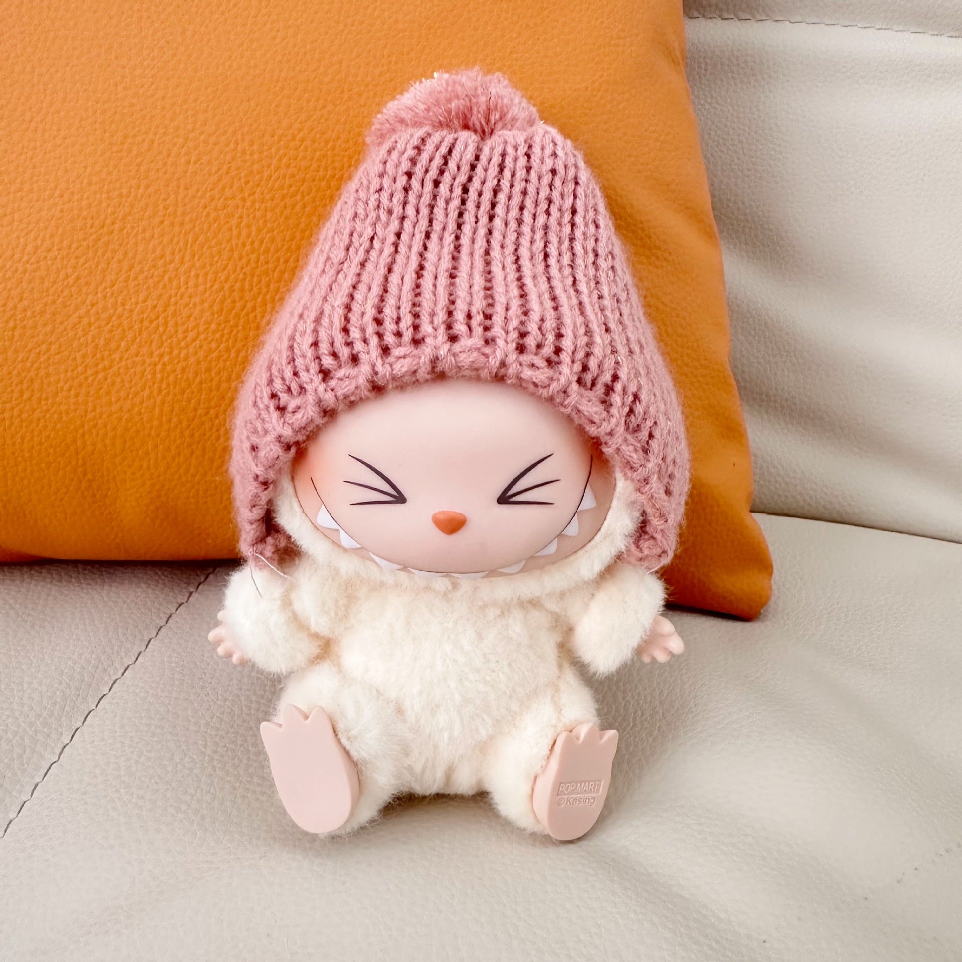 Labubu 17cm Doll Pink Woven Hat