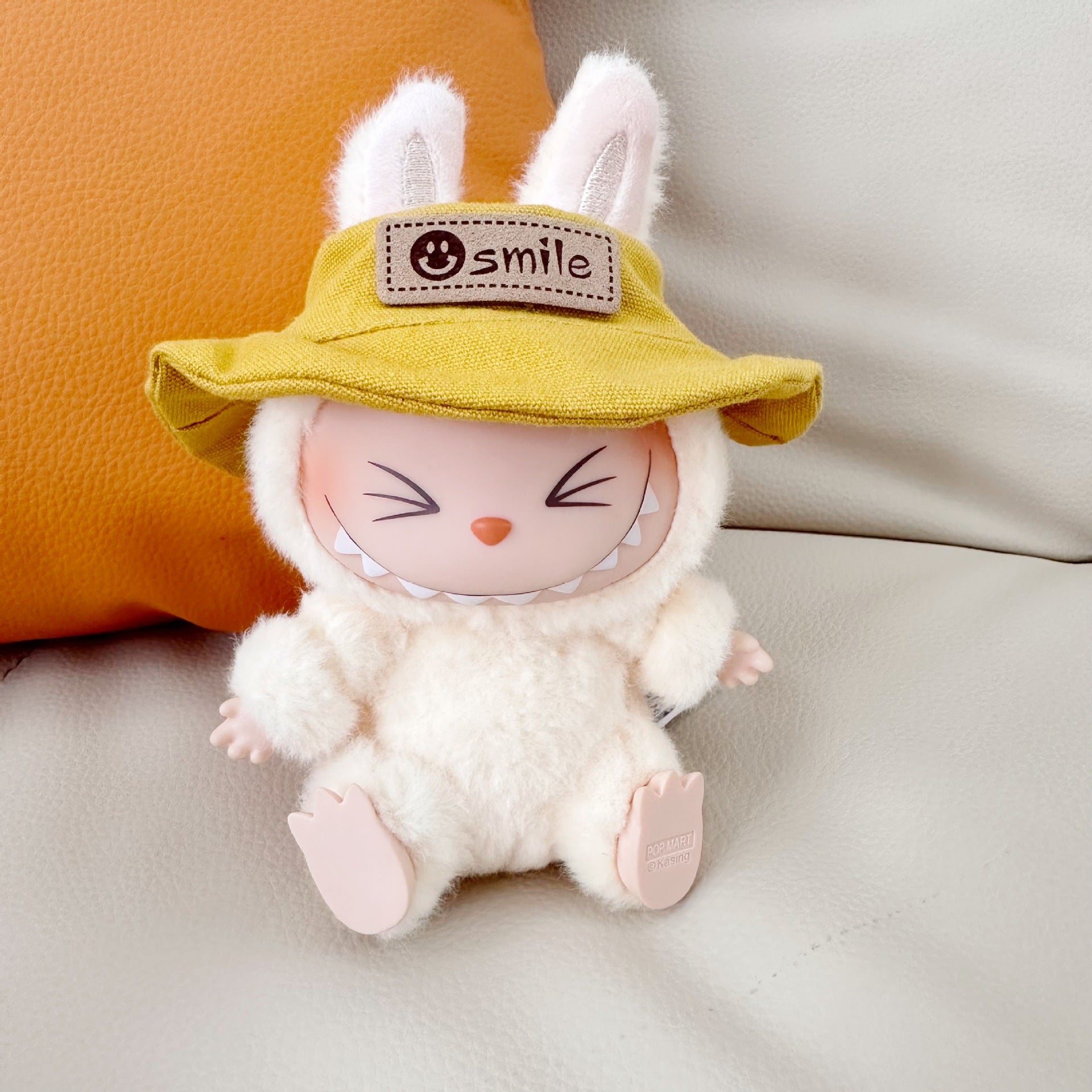 Labubu 17cm Doll Smile Bucket Hat